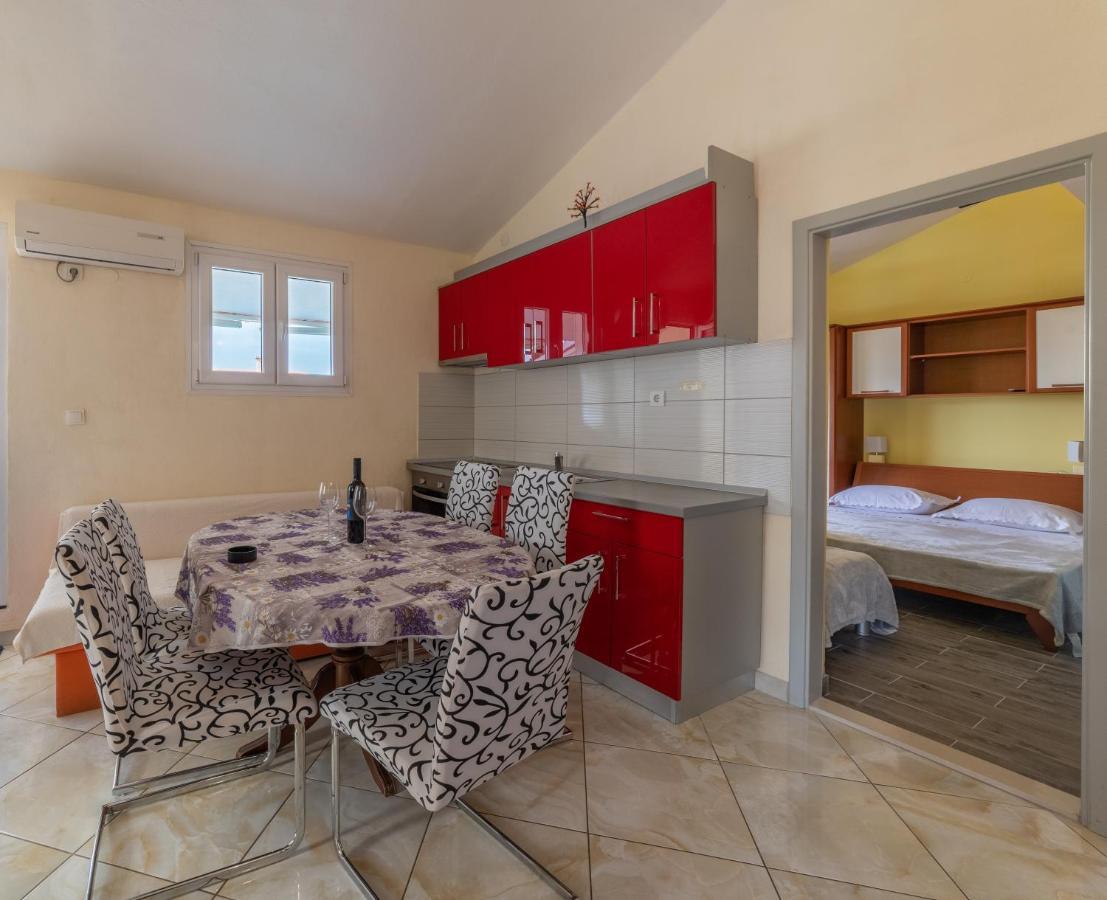 מאקרסקה Apartments Ribarevic מראה חיצוני תמונה