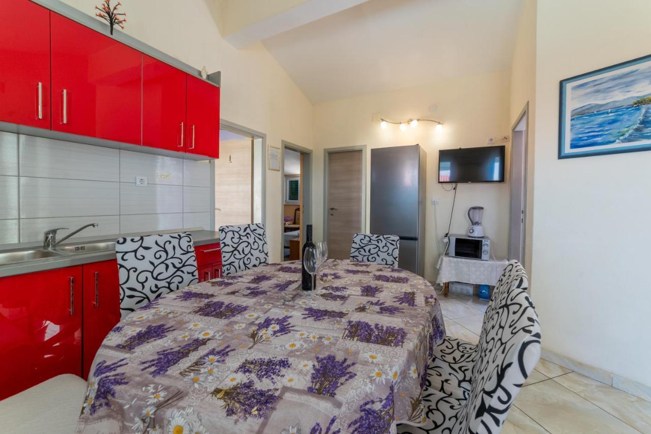 מאקרסקה Apartments Ribarevic מראה חיצוני תמונה